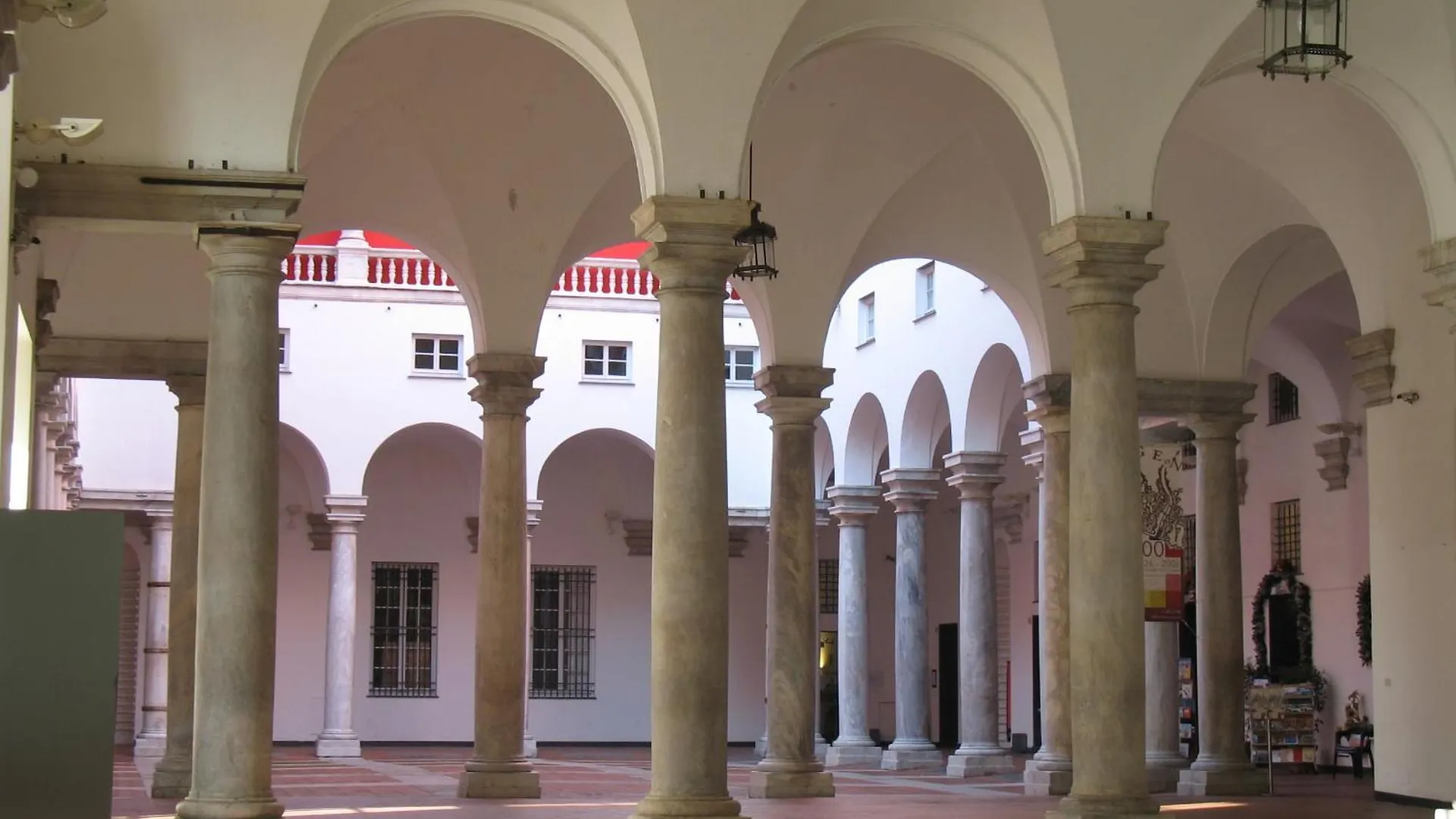 Lovely Apt Really Downtown - Free Private Parking Included! - Genoa 0*,  Italy