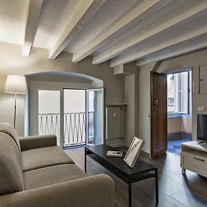  Apartment Boutique In Via Roma By Wonderful Italy